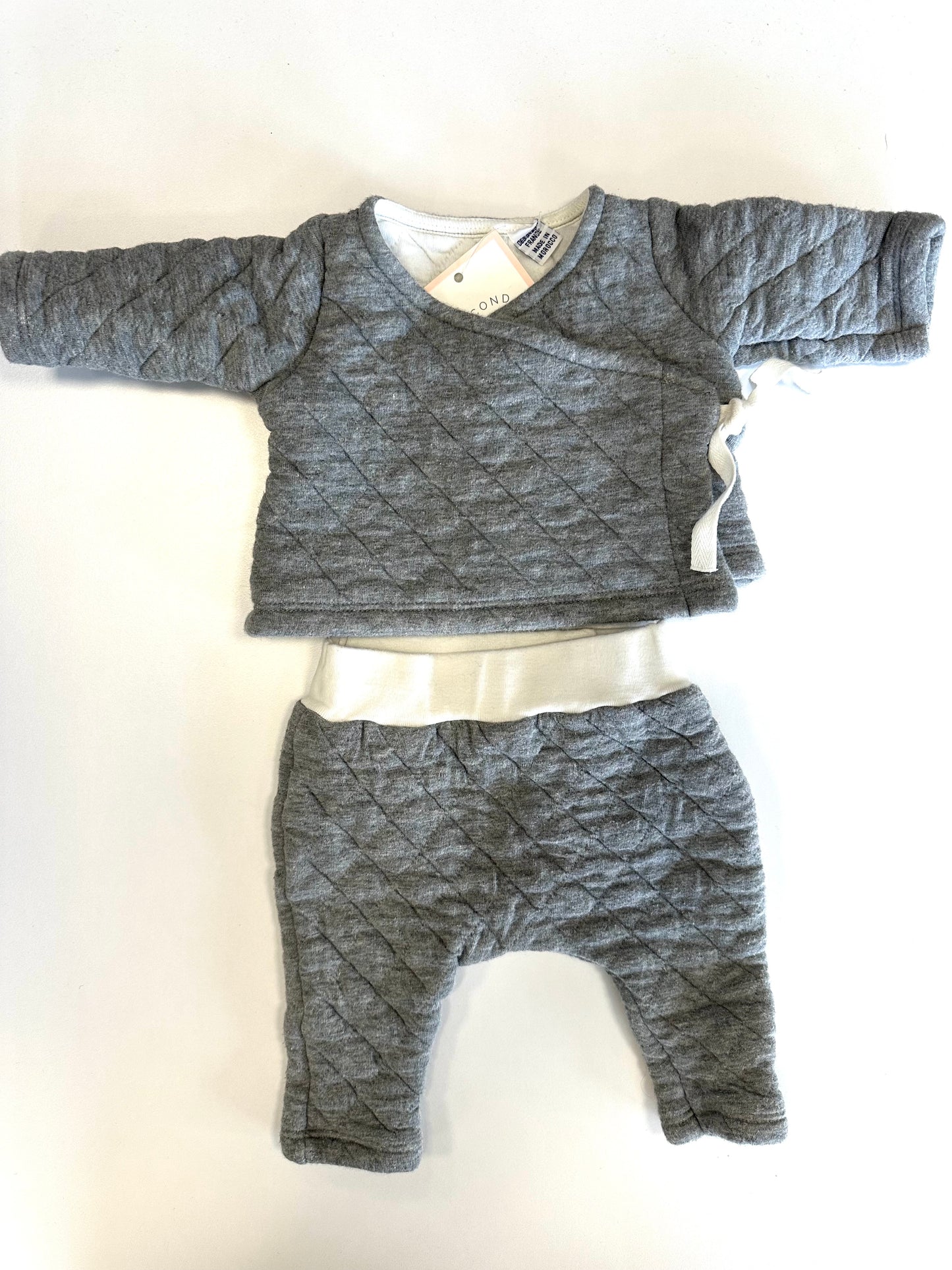 PETIT BATEAU Outfit sweater and pants Size 1M