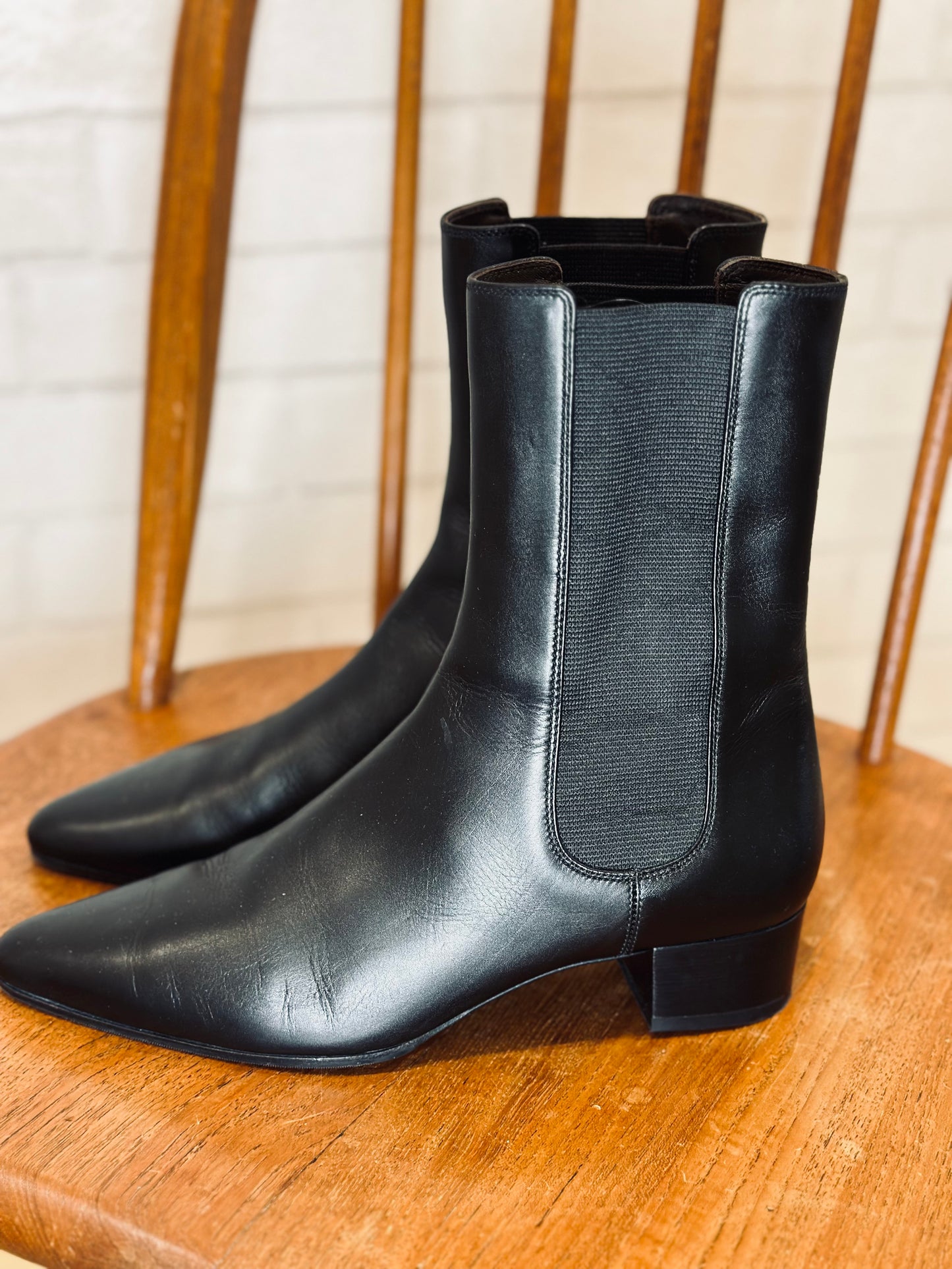 THE ROW leather ankle boots/ 7-37.5