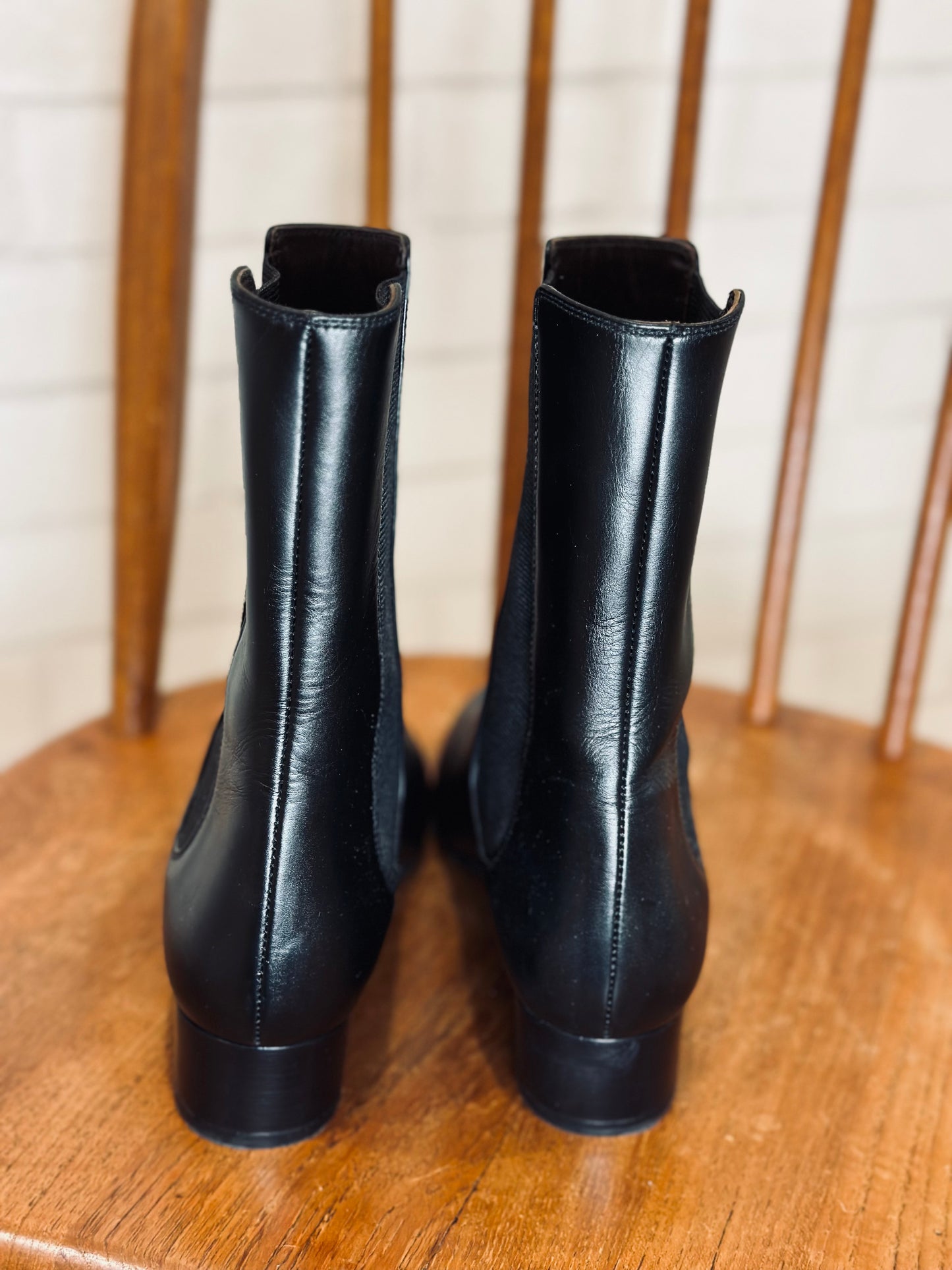 THE ROW leather ankle boots/ 7-37.5