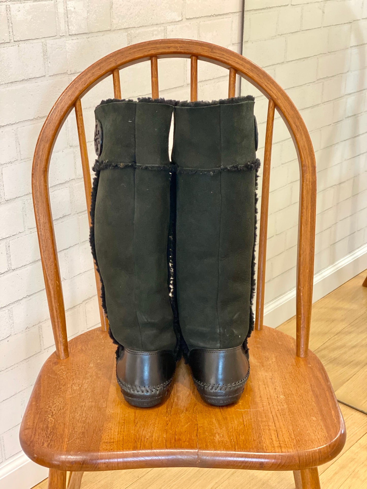 TORY BURCH Fleece lined Suede Boots US8.5 EU39 Second Edition NY