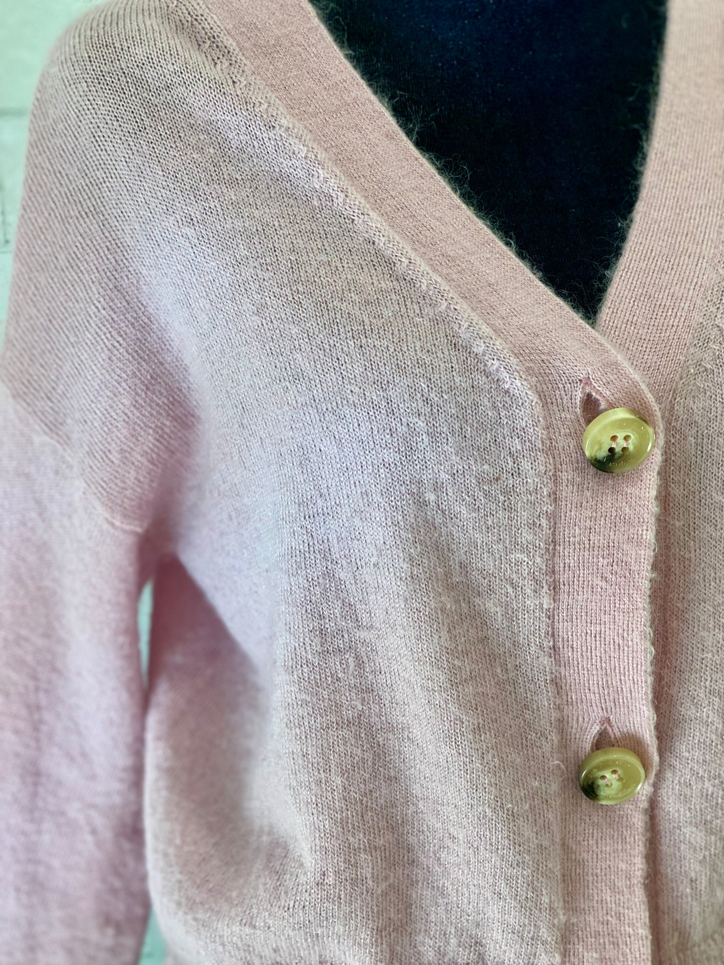 WEEKEND MaxMara vneck cardigan/ M