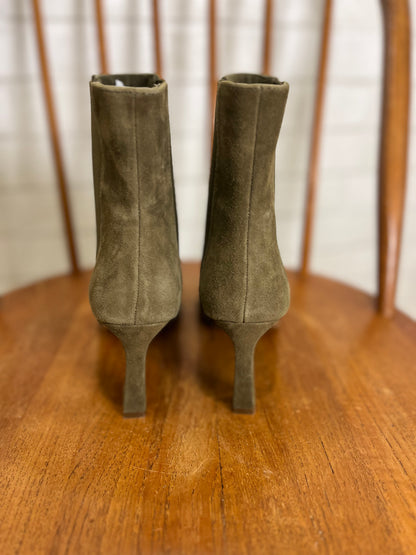 CHARLES DAVID Suede Ankle Boots / US6.5-EU37