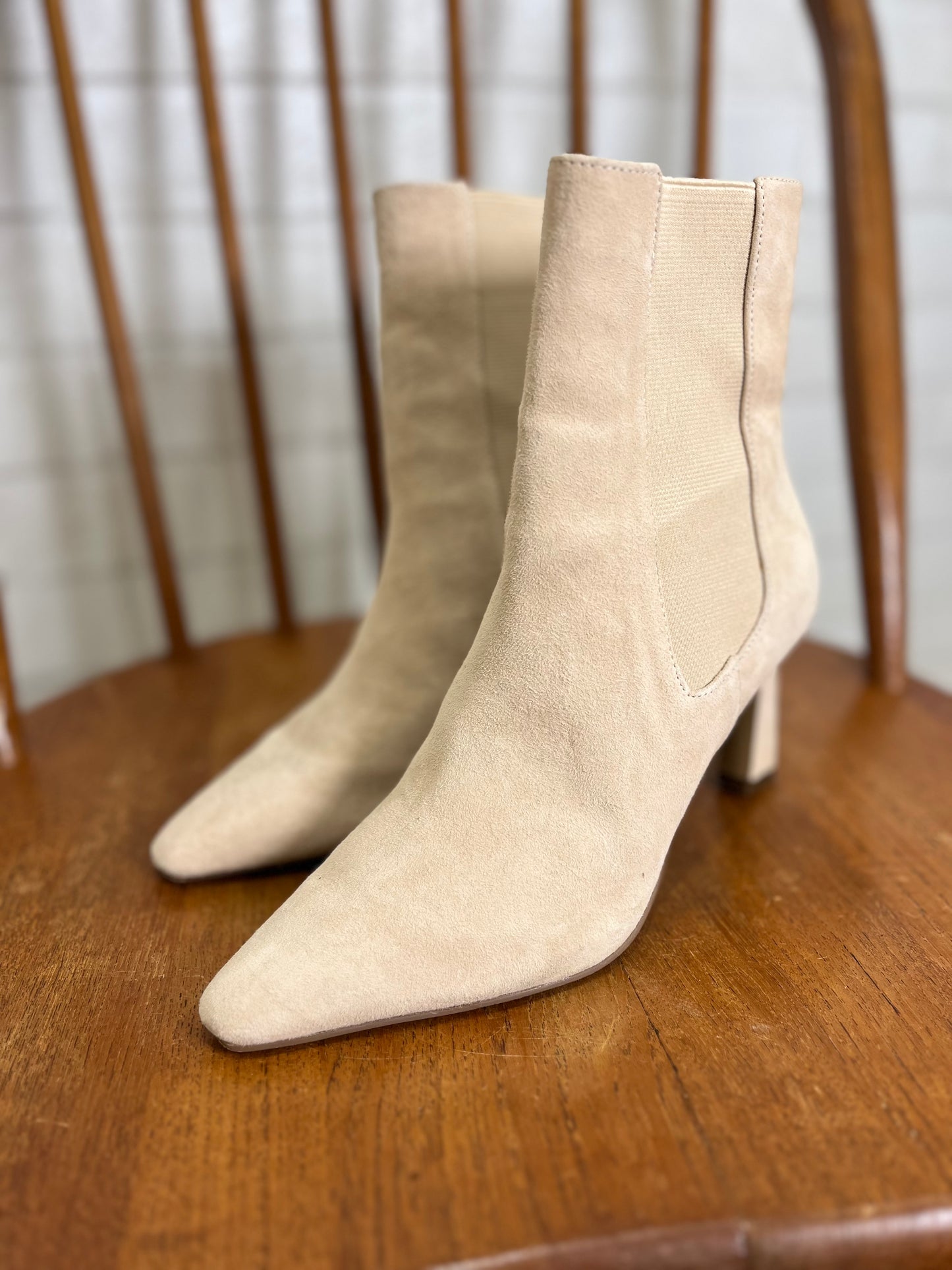 CHARLES DAVID Suede Ankle Boots / US6.5-EU37