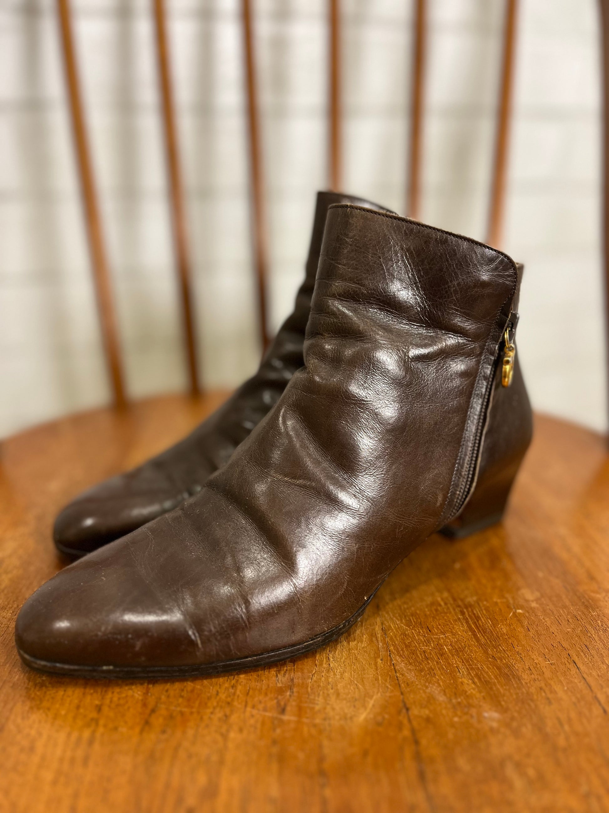 Vintage ferragamo sale boots