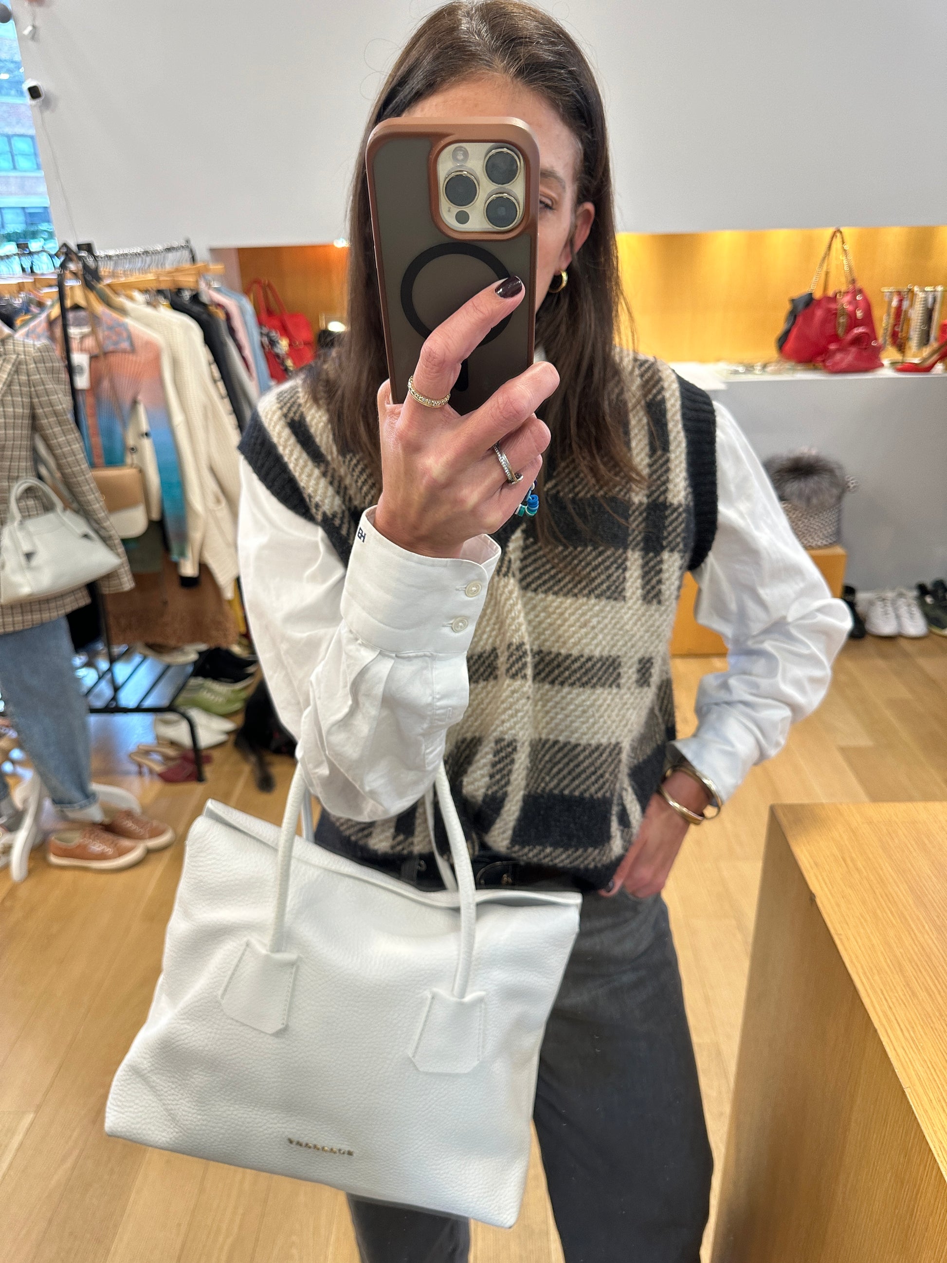 BURBERRY Baynard Tote Grained Leather Second Edition NY