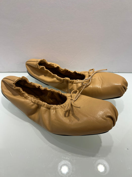 KHAITE Leather Ballet Flats / US8-EU38.5