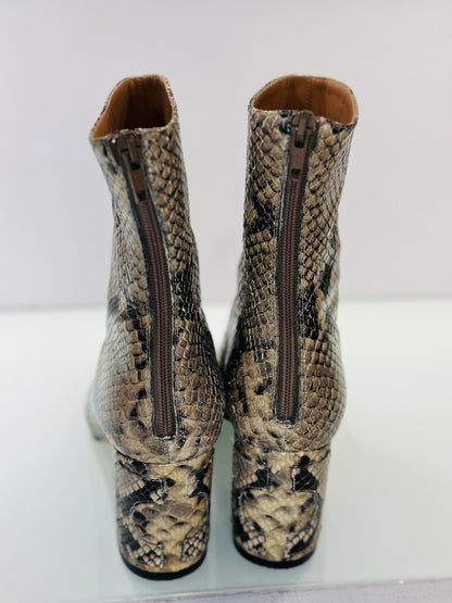 DVF Python Printed Ankle Boots / US7