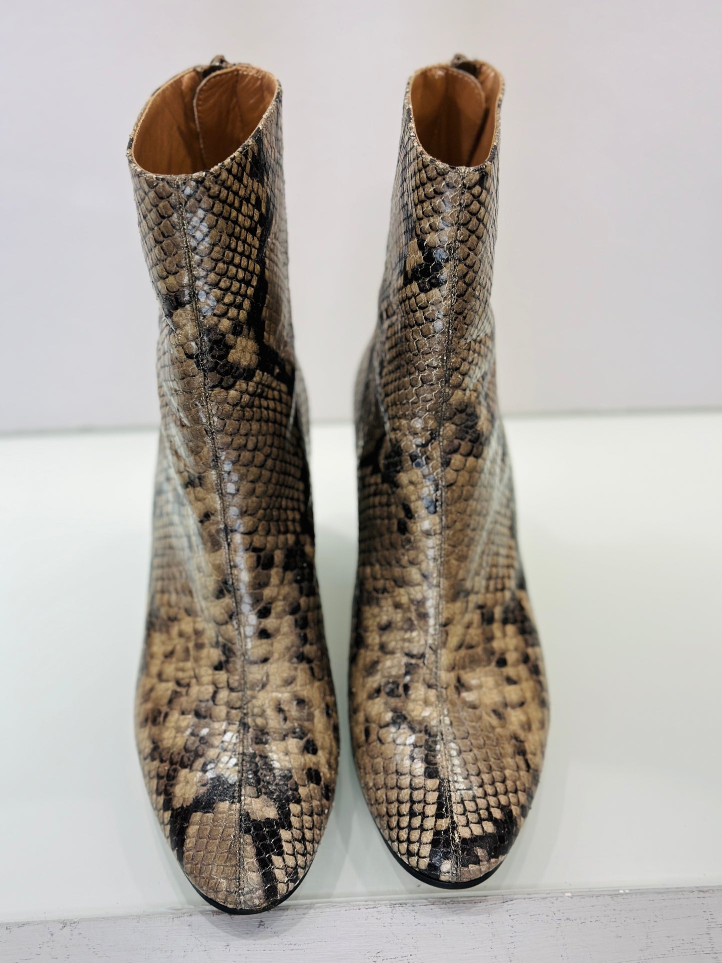 DVF Python Printed Ankle Boots / US7