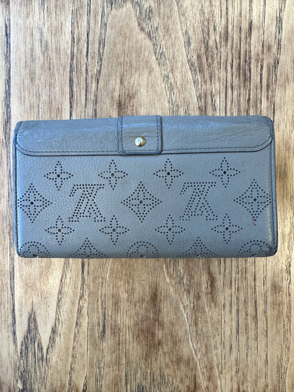 LOUIS VUITTON Mahina Leather wallet
