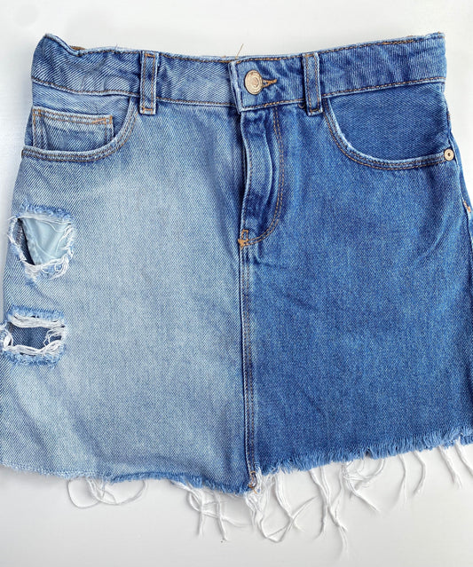 ZARA Denim short skirt / 9-10Y