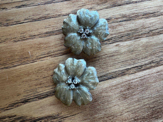 ERWIN PEARL clip flower earrings