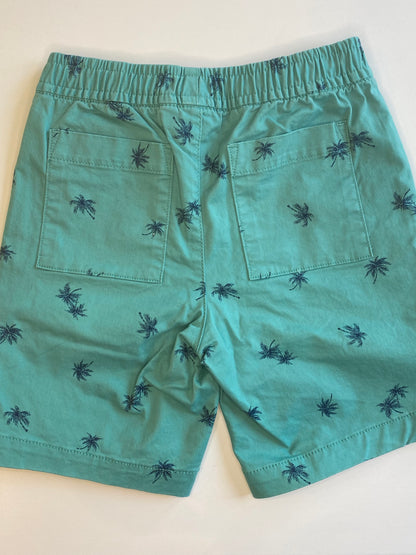 GAP shorts NWT/8y