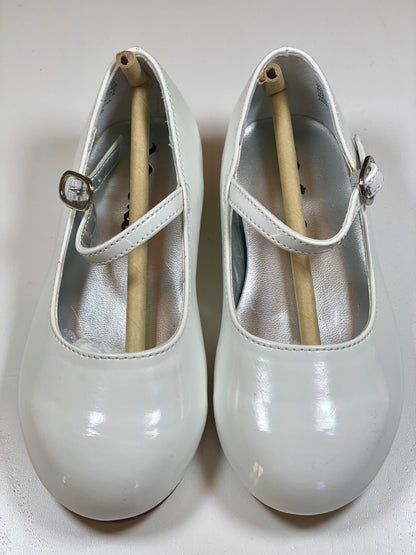 NINA NWT Girl Shoes / 24