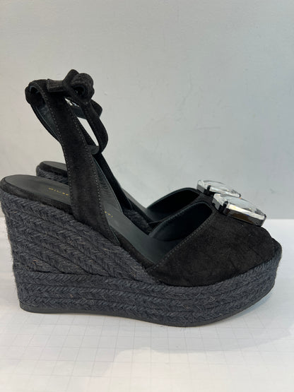 GIUSEPPE ZANOTI Aina Crystal Platform Sandals NWT/ 39-9