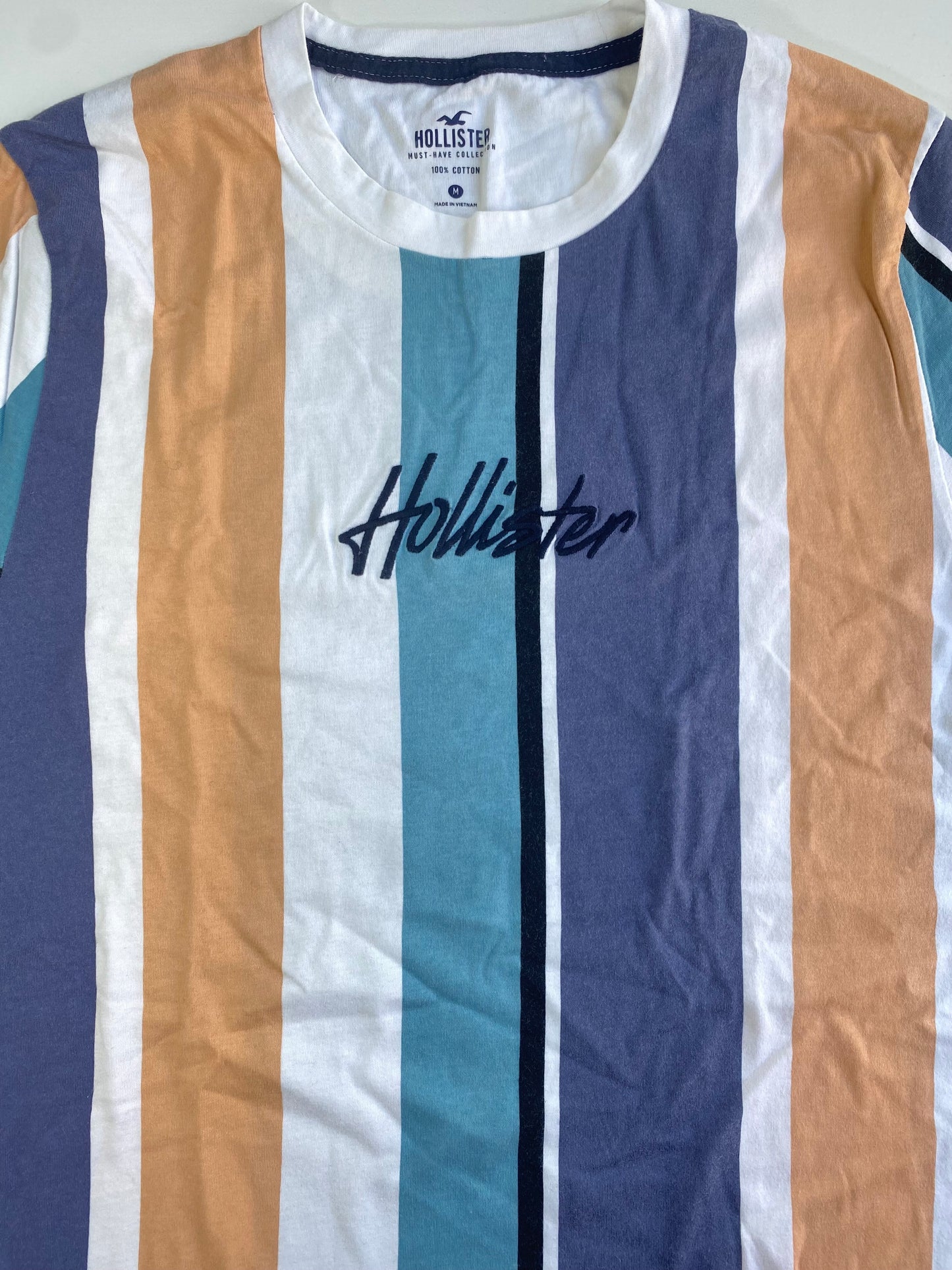 HOLLISTER TShirt SS / M