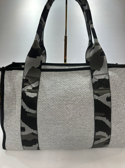 HAUTE SHORE Canvas Tote Bag