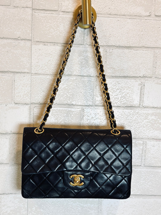 CHANEL Classic Vintage Small Lamb Double Flap Bag