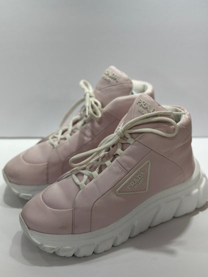 PRADA Hi Top Sneakers / US6.5-EU37