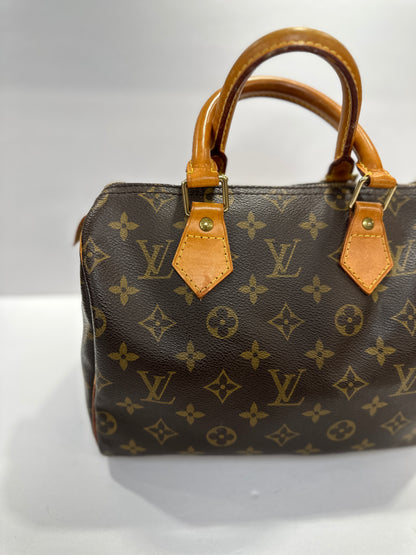 LOUIS VUITTON Speedy 25 Monogram Bag