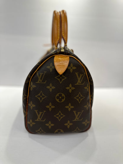 LOUIS VUITTON Speedy 25 Monogram Bag