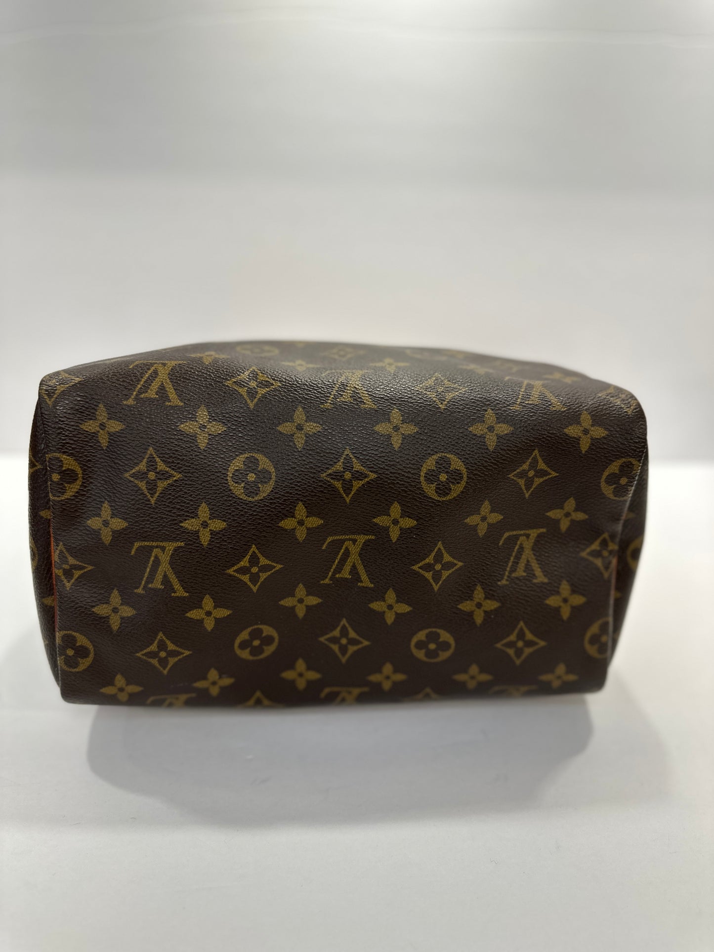 LOUIS VUITTON Speedy 25 Monogram Bag