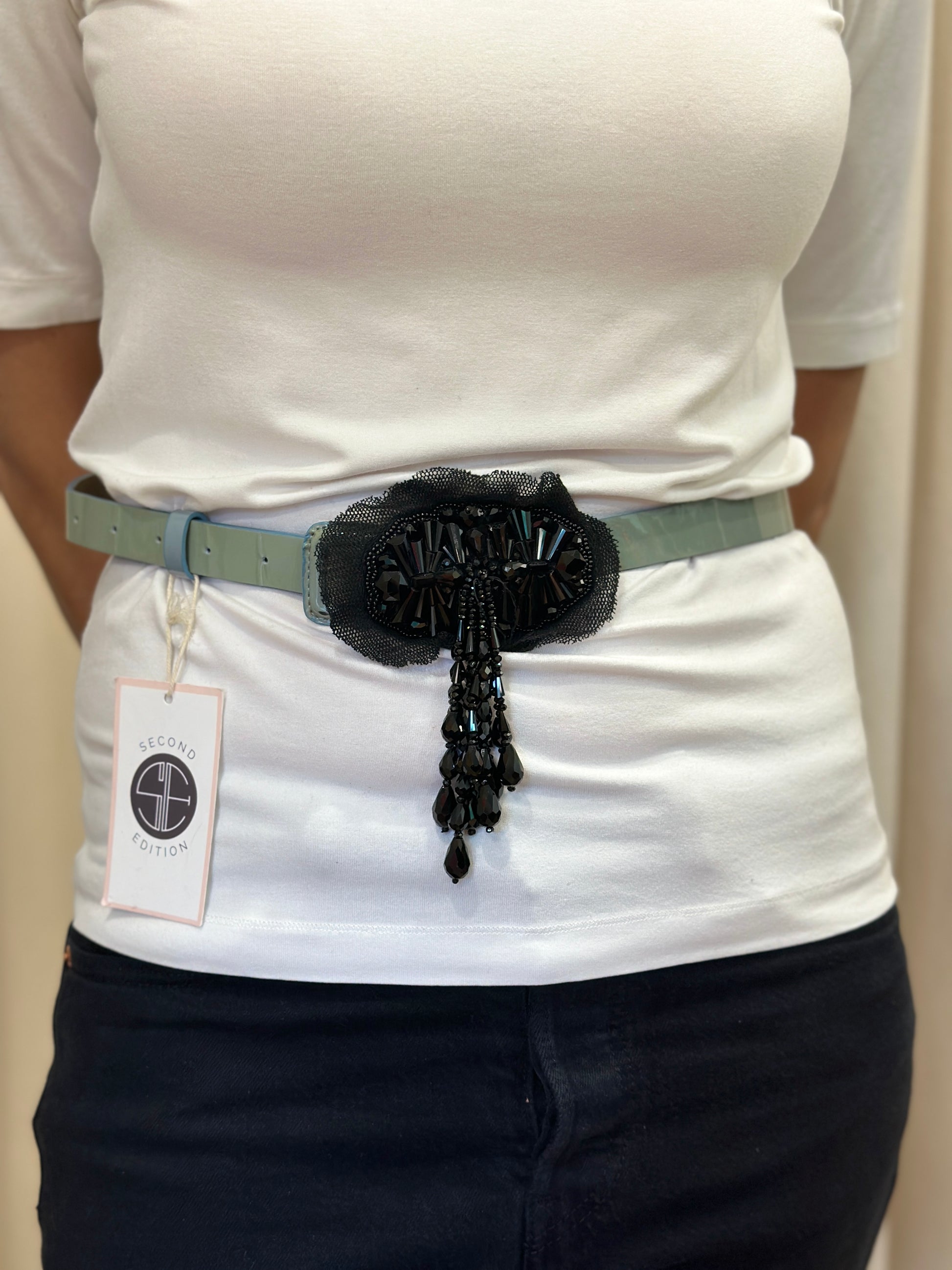 DRIES VAN NOTEN ベルト DRIES VAN NOTEN Patent Leather Belt with Beaded Flower