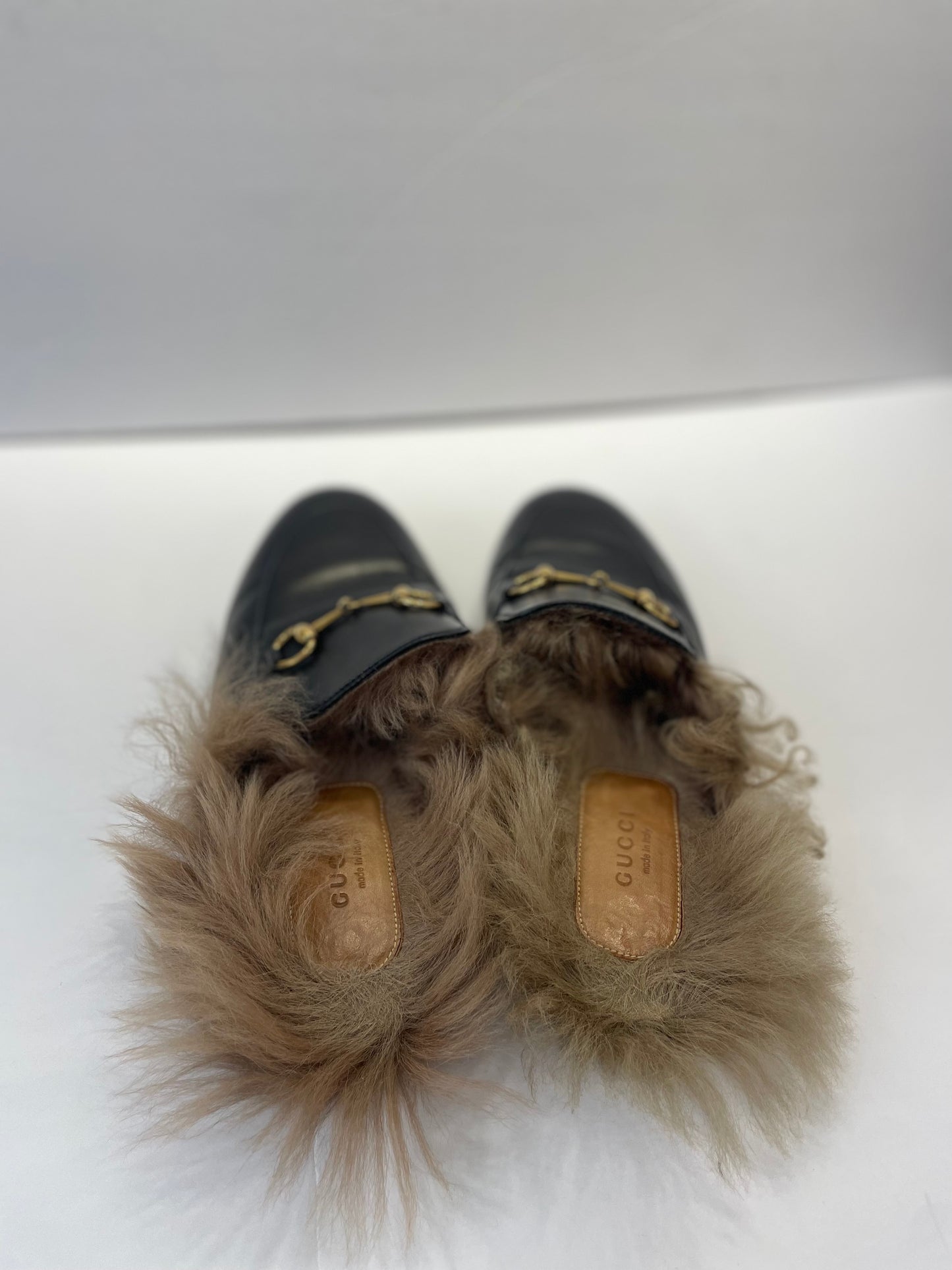 GUCCI Horsebit fur mules/ 38.5-8.5