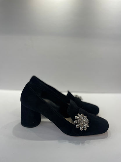 PRADA suede silver flower pumps/ 38.5-8