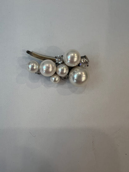 Clip on ear cuff w pearls and rhinestones