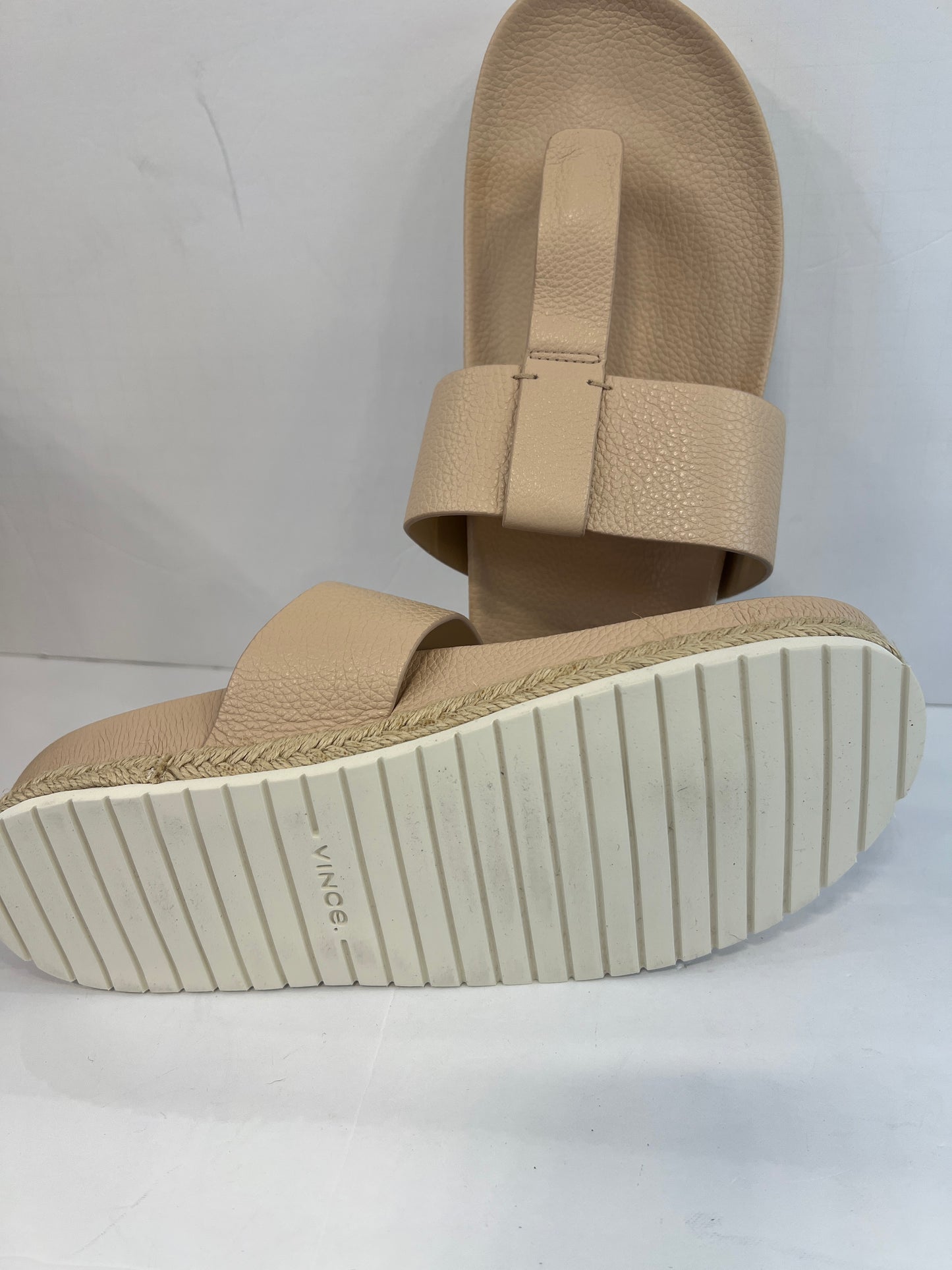 VINCE Leather Slides NWT/ 39-9