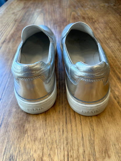 PRADA Leather Slip Ons / US8.5-EU39