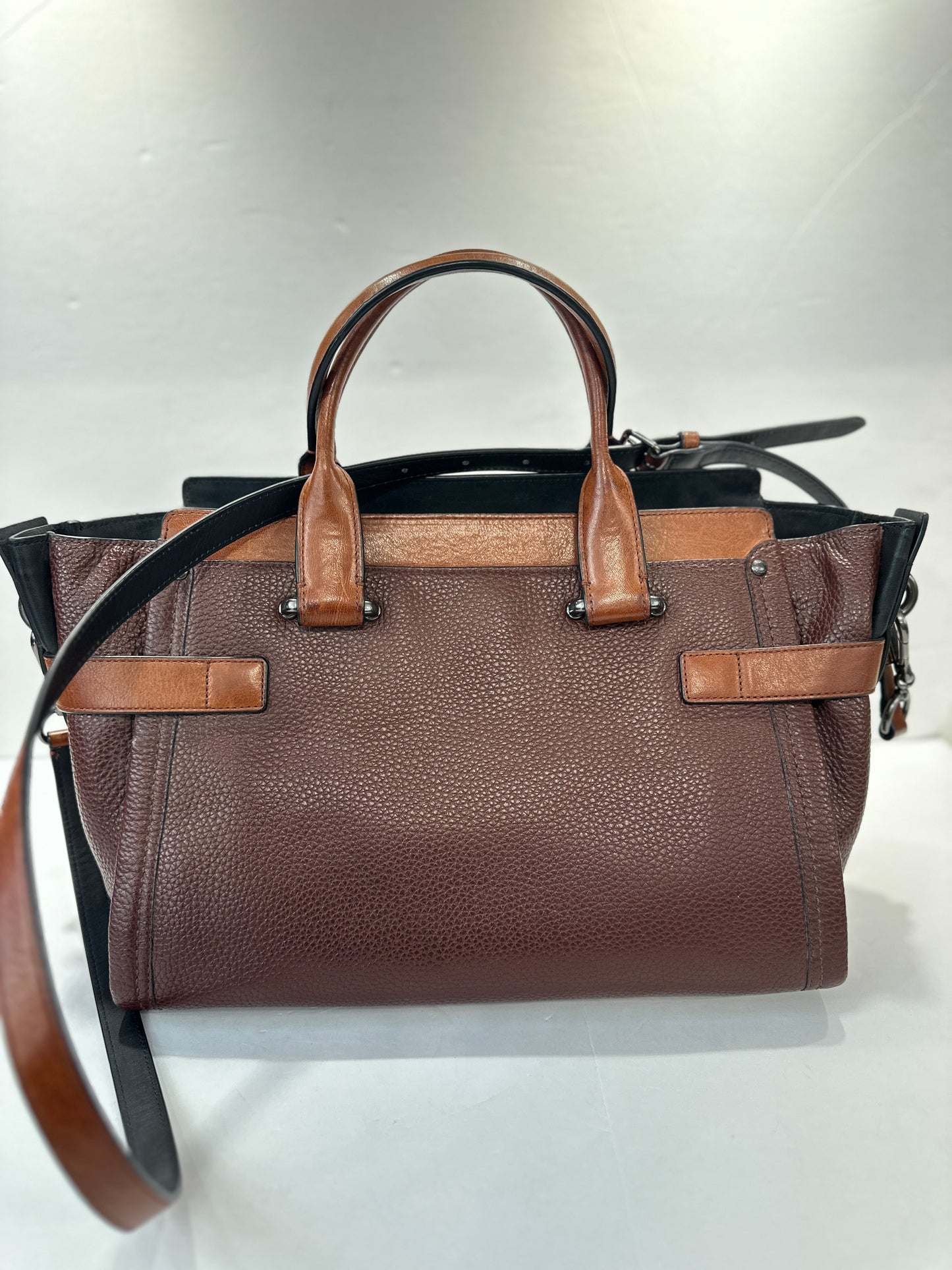 COACH Pebble Leather Swagger In Colorblock/OS