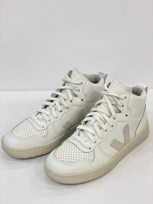 VEJA Leather Hi Top Sneakers / US6-EU37