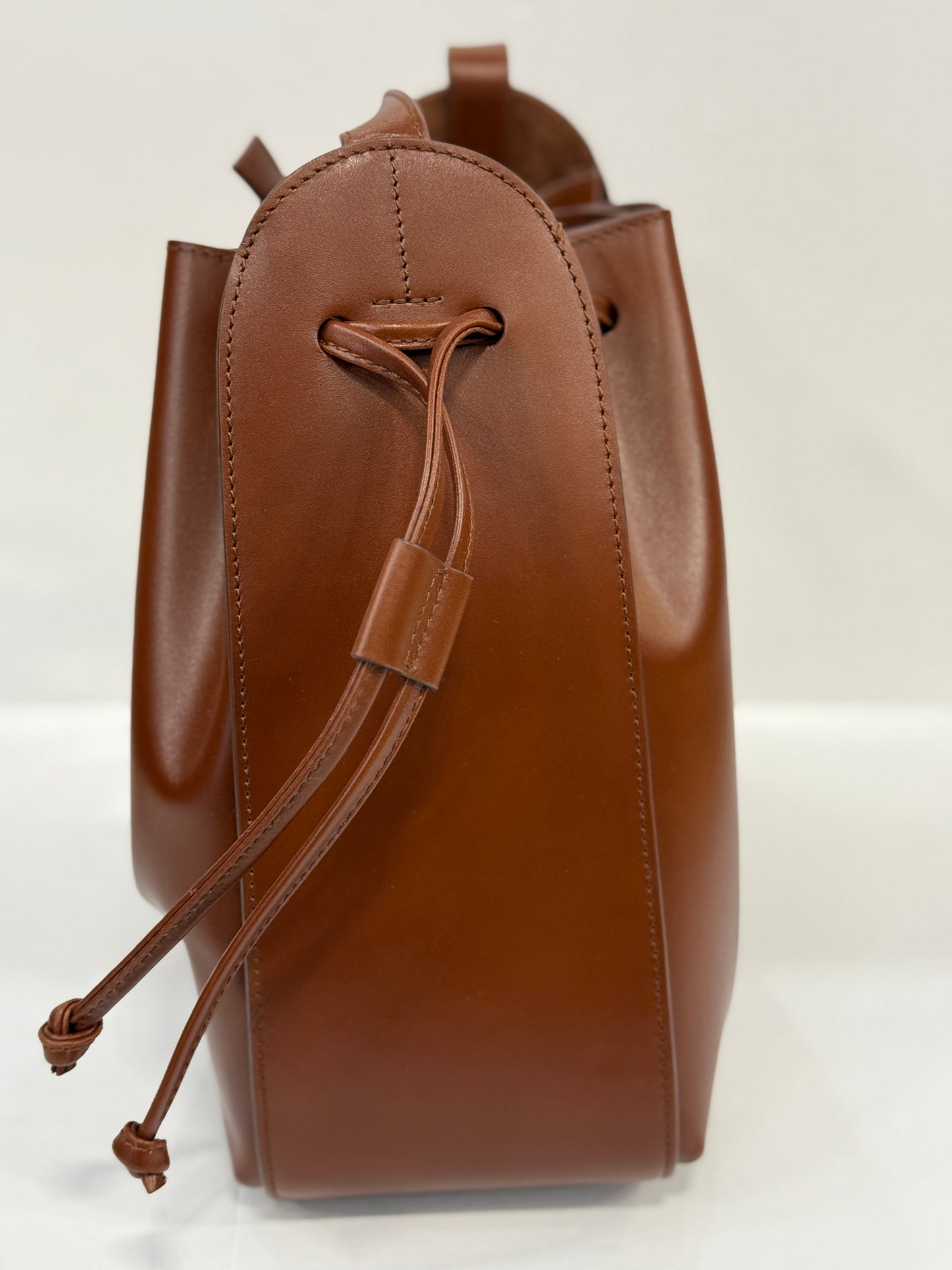 APC Courtney Leather Bucket bag