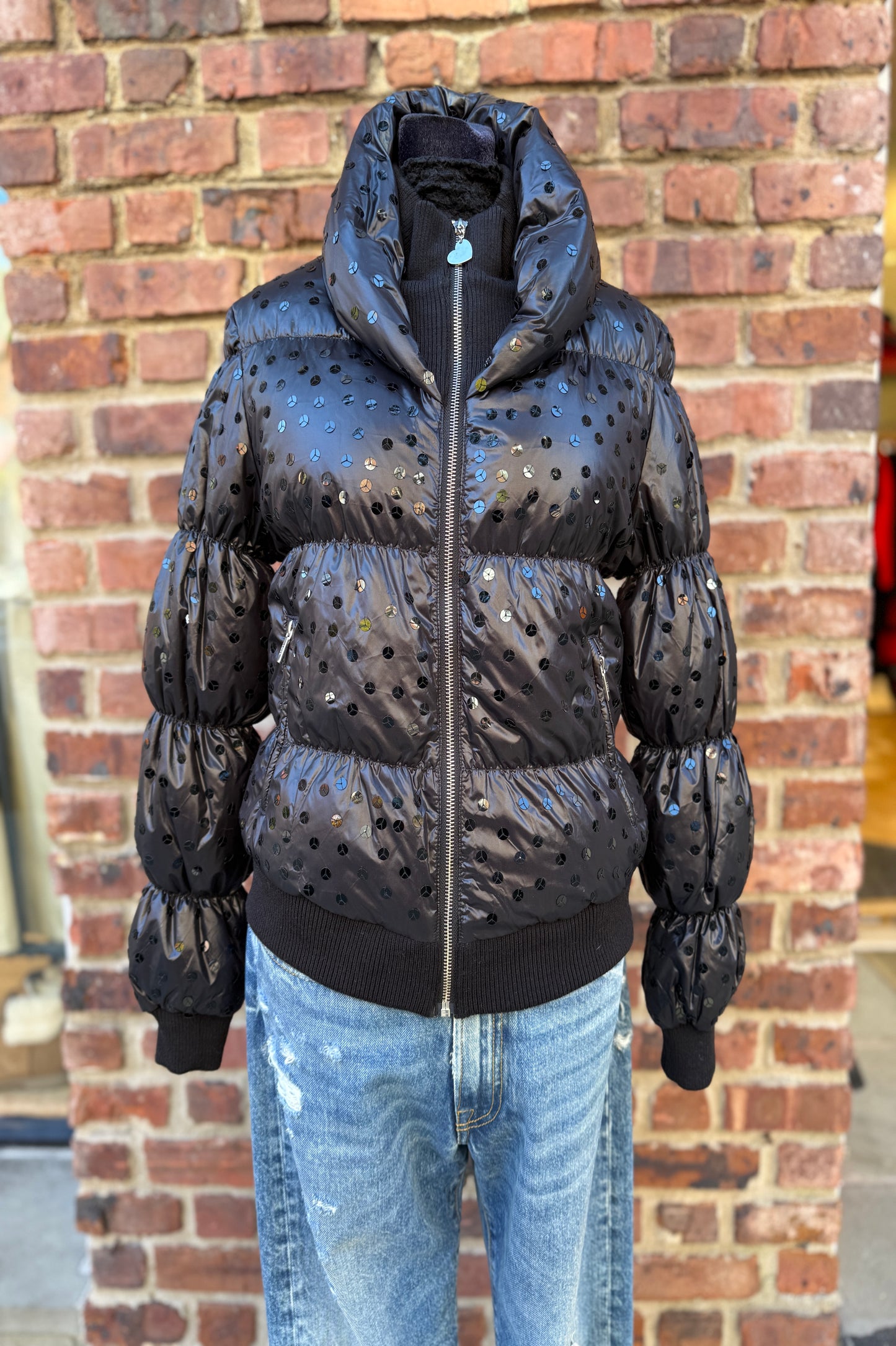 LOVE MOSCHINO Puffer jacket with sequins / S