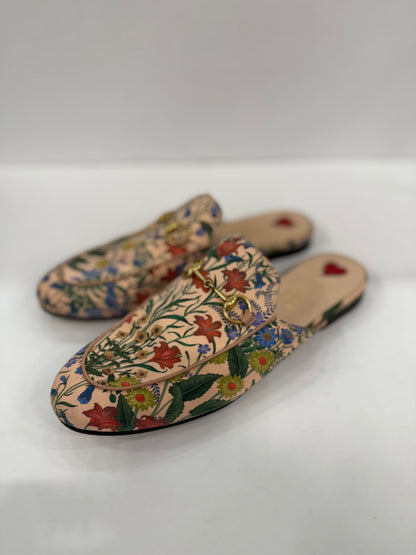 GUCCI Horsebit Printed Canvas Mules / US 7 - EU 37.5