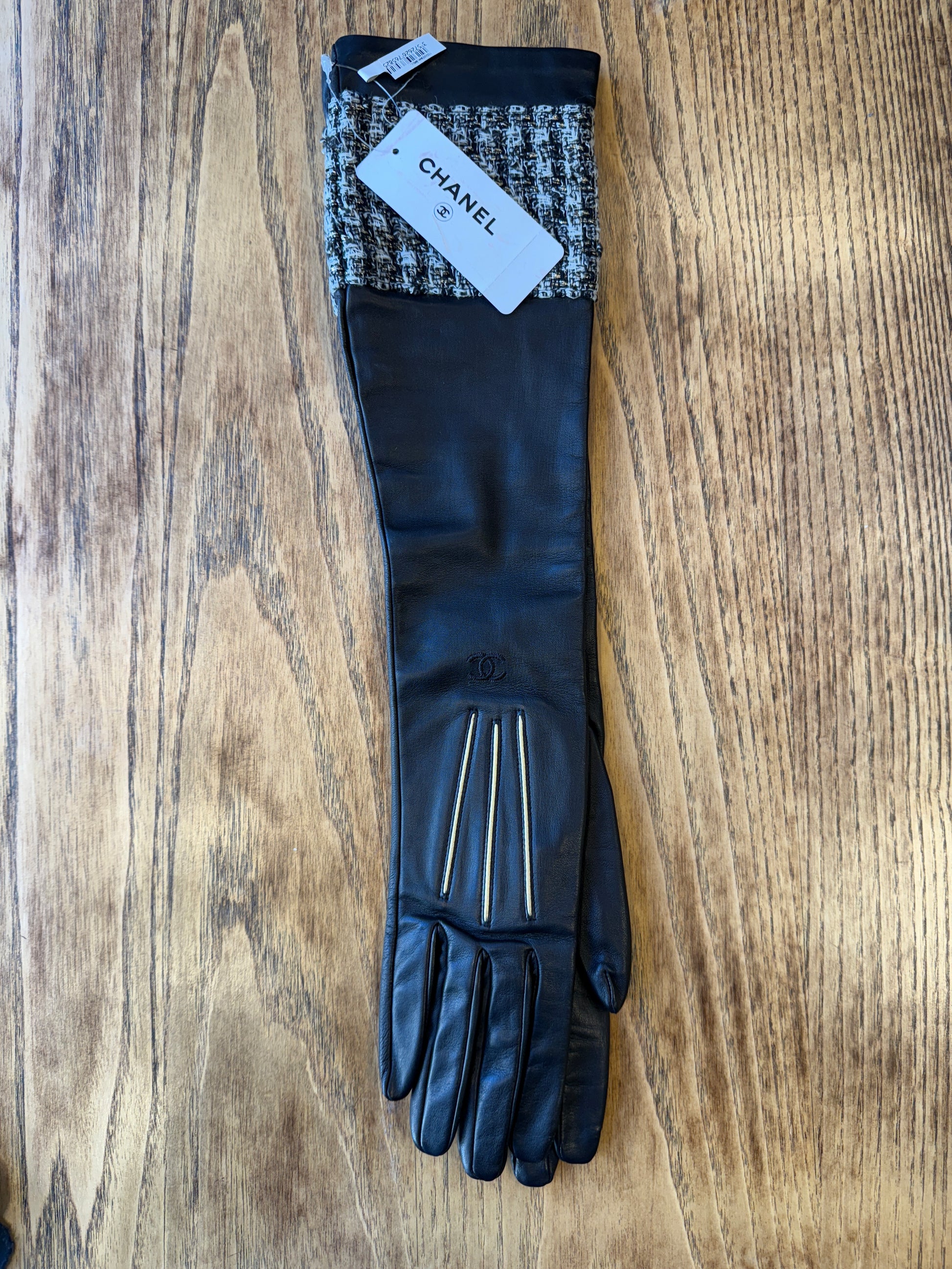 chanel handschuhe leder CHANEL NWT Leather Gloves / 7.5