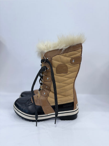 SOREL NWT Boots Tofino II WP / US4 UE35