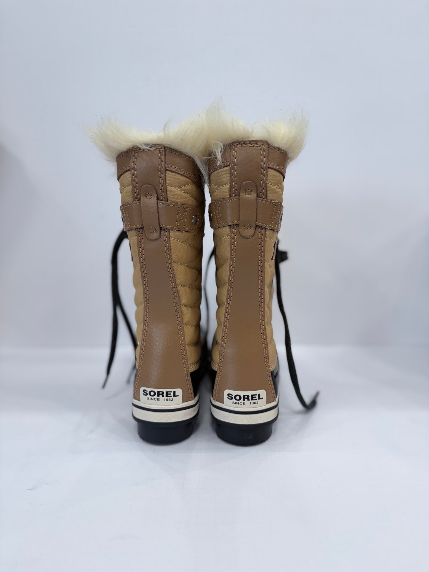 SOREL NWT Boots Tofino II WP / US4 UE35