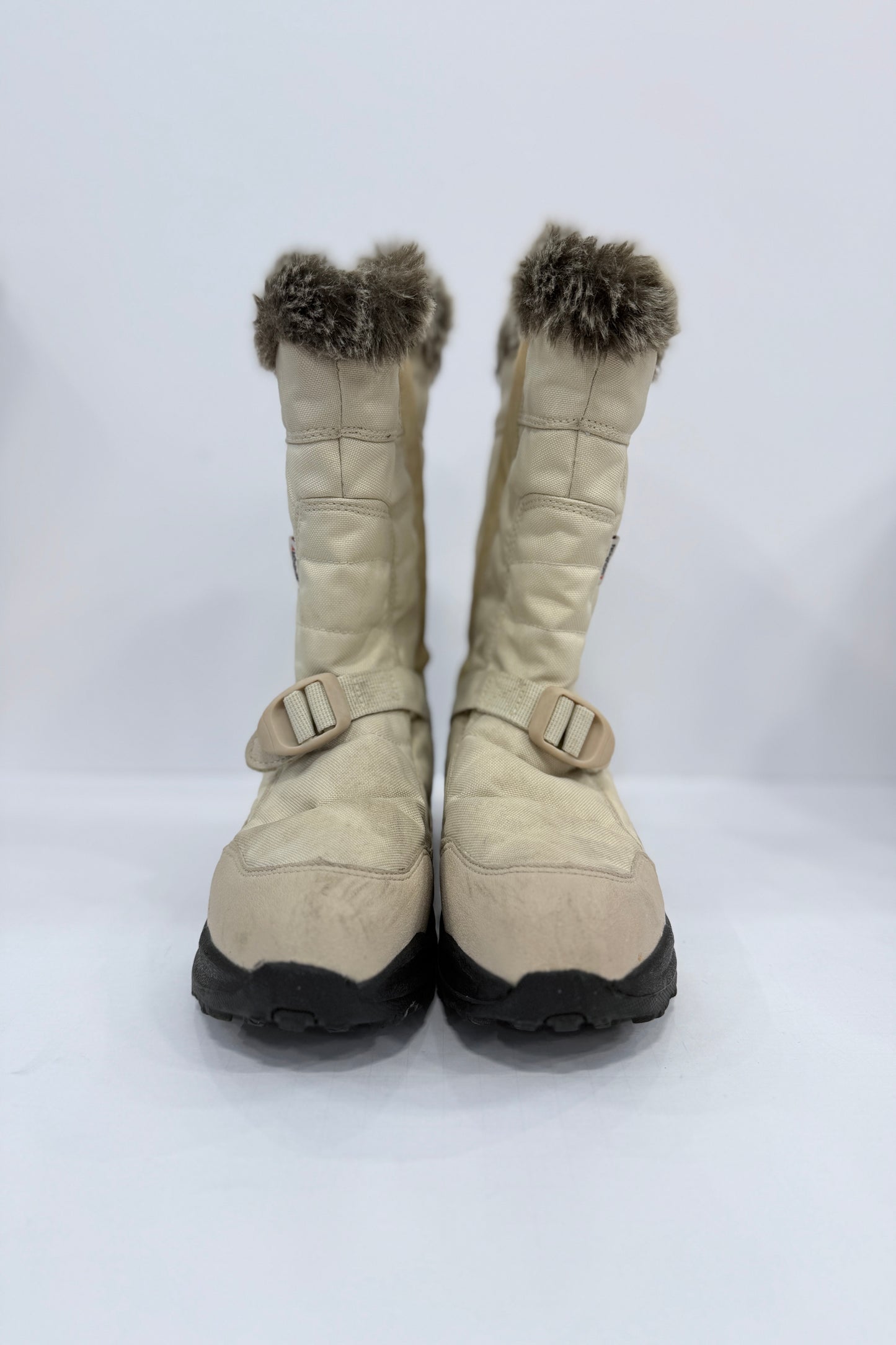 QUECHUA snow boots/ us7-38