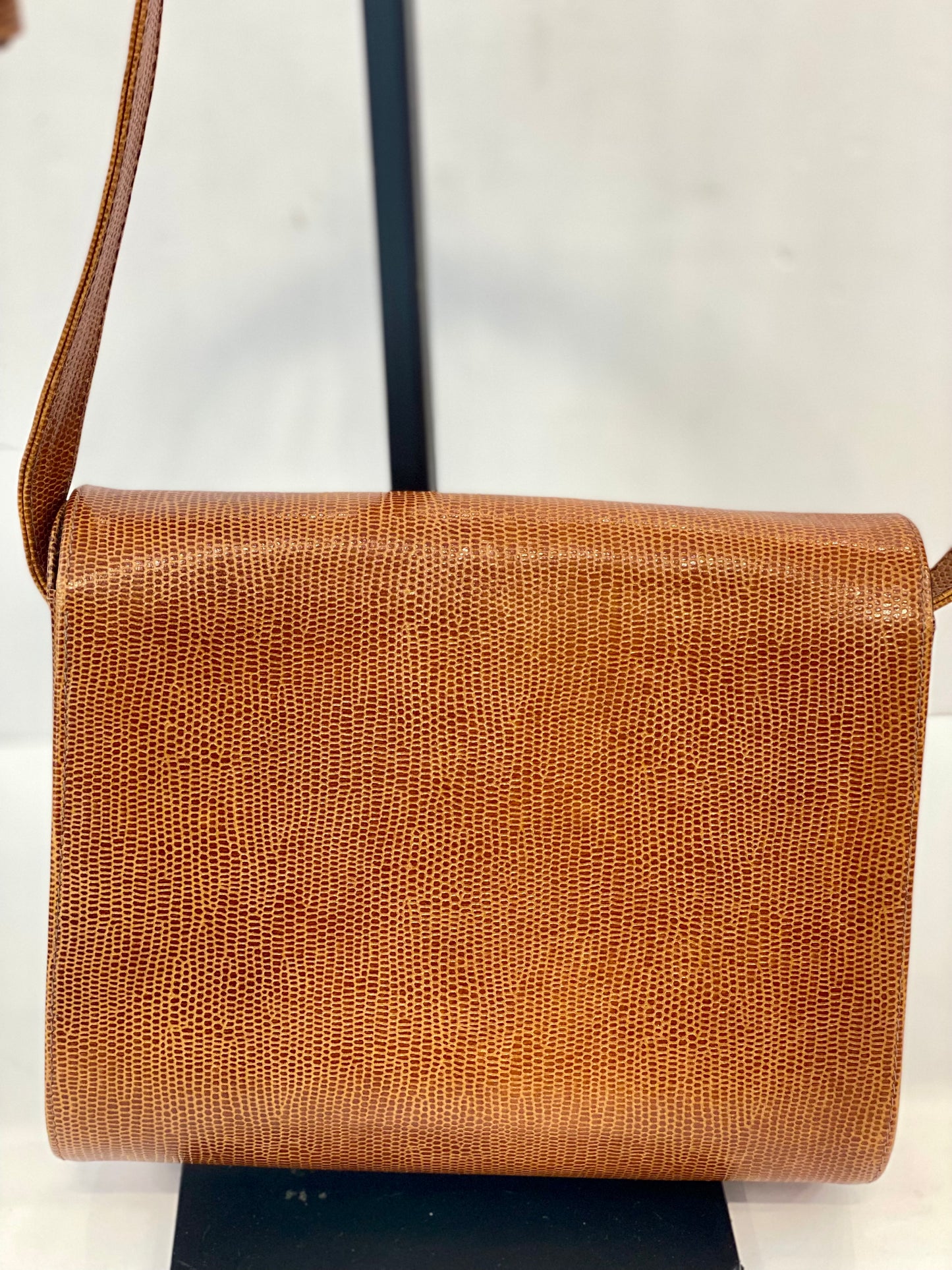 KURT GEIGER Cross Body Bag
