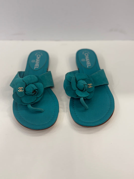 CHANEL Suede Flat Sandals / US7.5- EU38