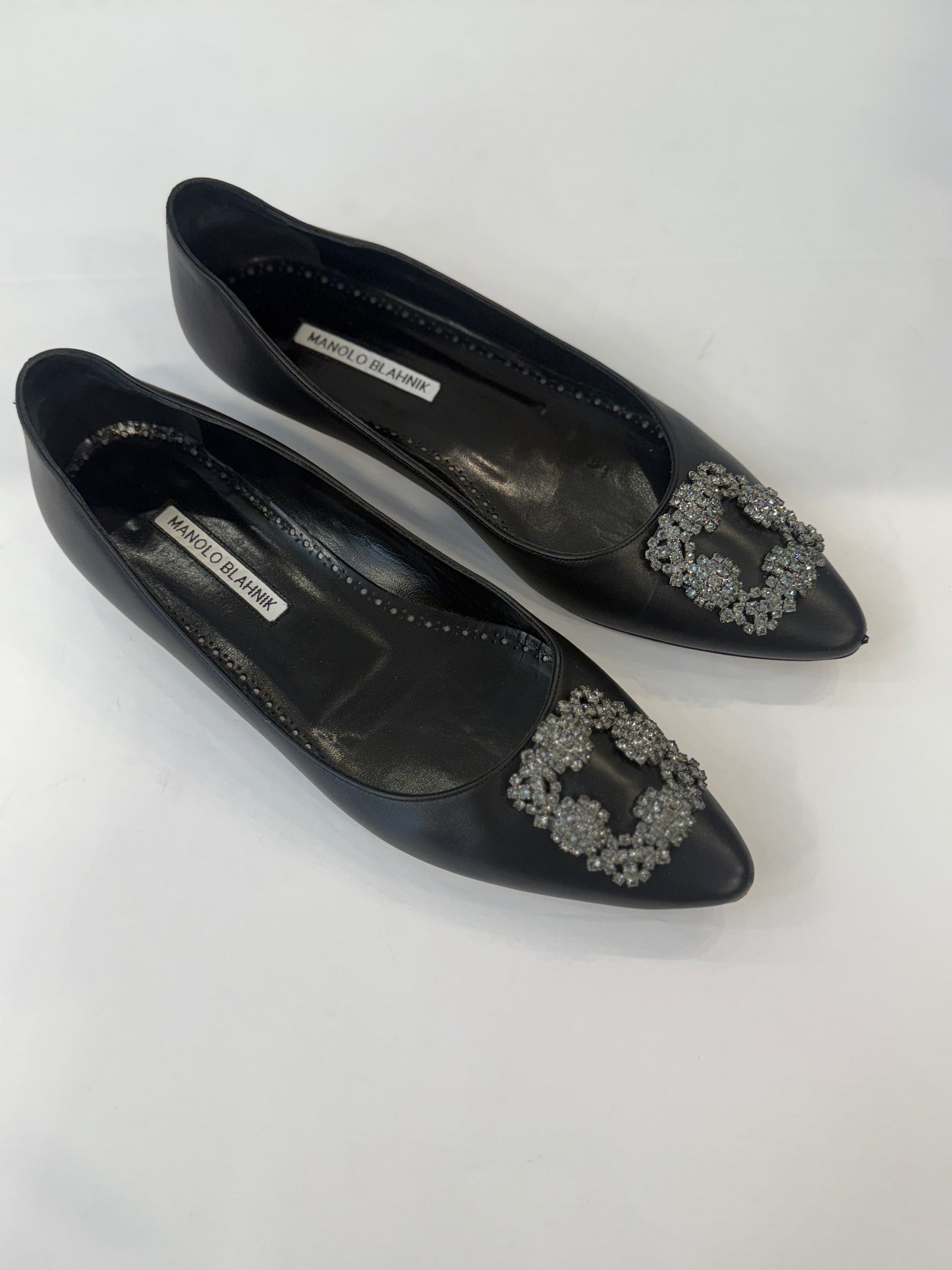 MANOLO BLAHNIK Black Pump With  Rhinestone Jewels / US9-EU39.5
