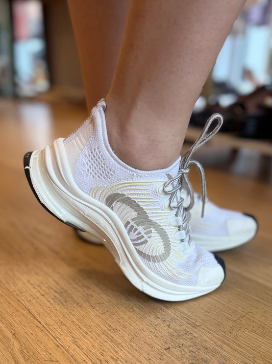 GUCCI RUN Sneakers / US6-EU36
