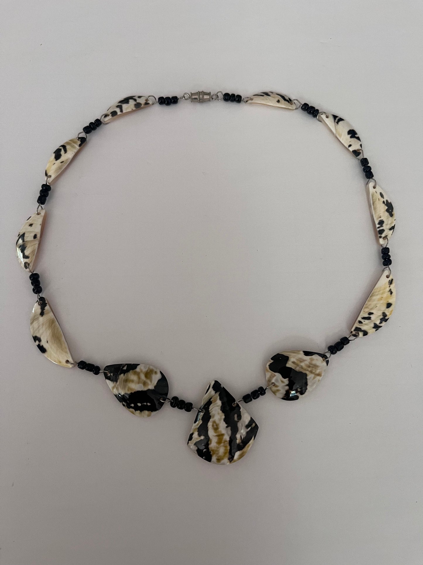 NO BRAND Earth Tone Beads Necklace