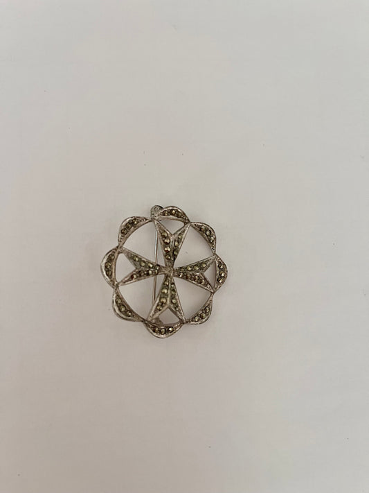 NO BRAND Vintage Brooch w/ Rhinestones