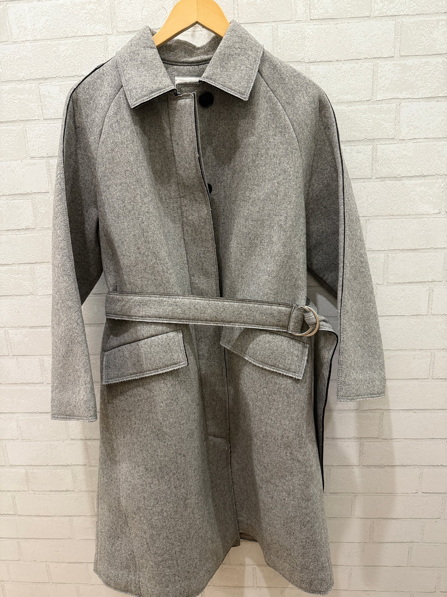 TOMBOY NWT Long Coat/ US:M-EU:40