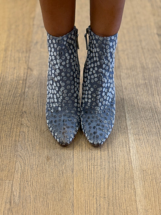 MANOLO BLAHNIK HHeels  Velvet  Dots Low Boots/ EU37- US7