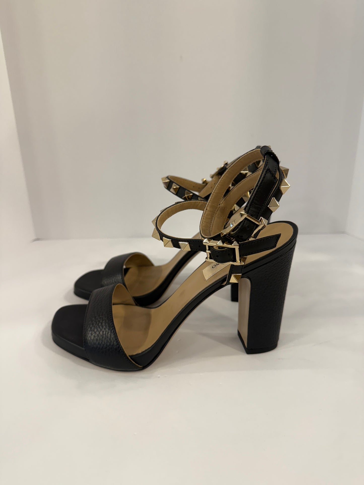 VALENTINO Rockstud Block Heel Sandals / 6.5-EU36.5