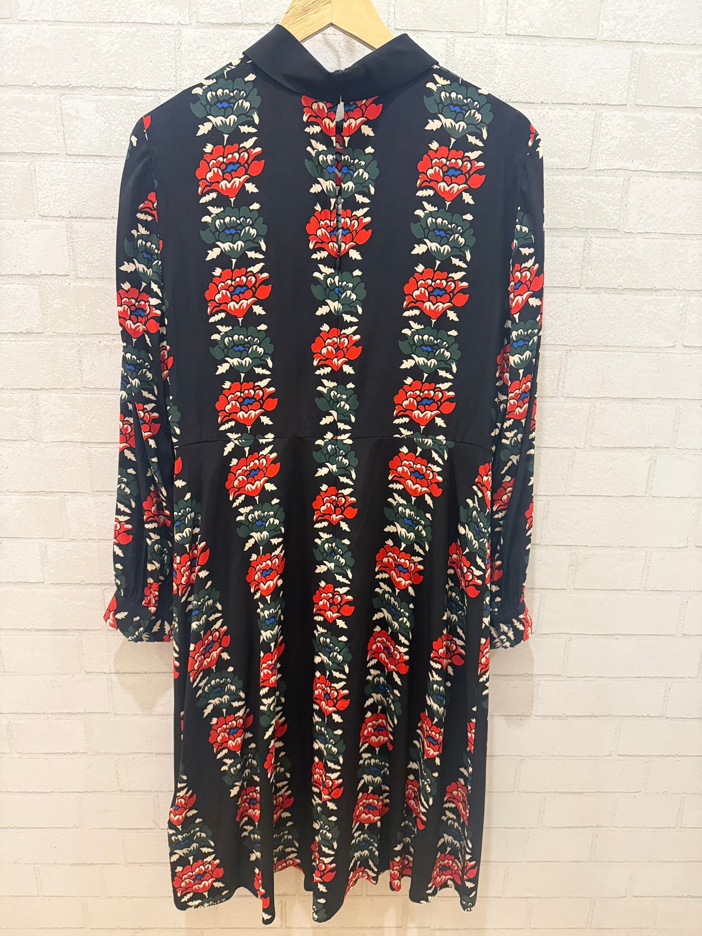 L.K.BENNETT LS Mock Neck Silk Midi Dress with Belt/M
